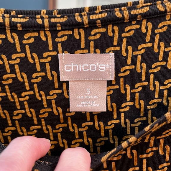 Chico’s size 3 black and gold blouse - Picture 3 of 5